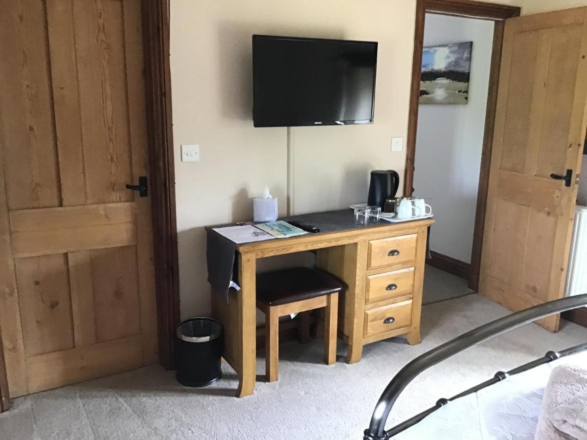 Owletts Barn B&B Bodmin Bagian luar foto
